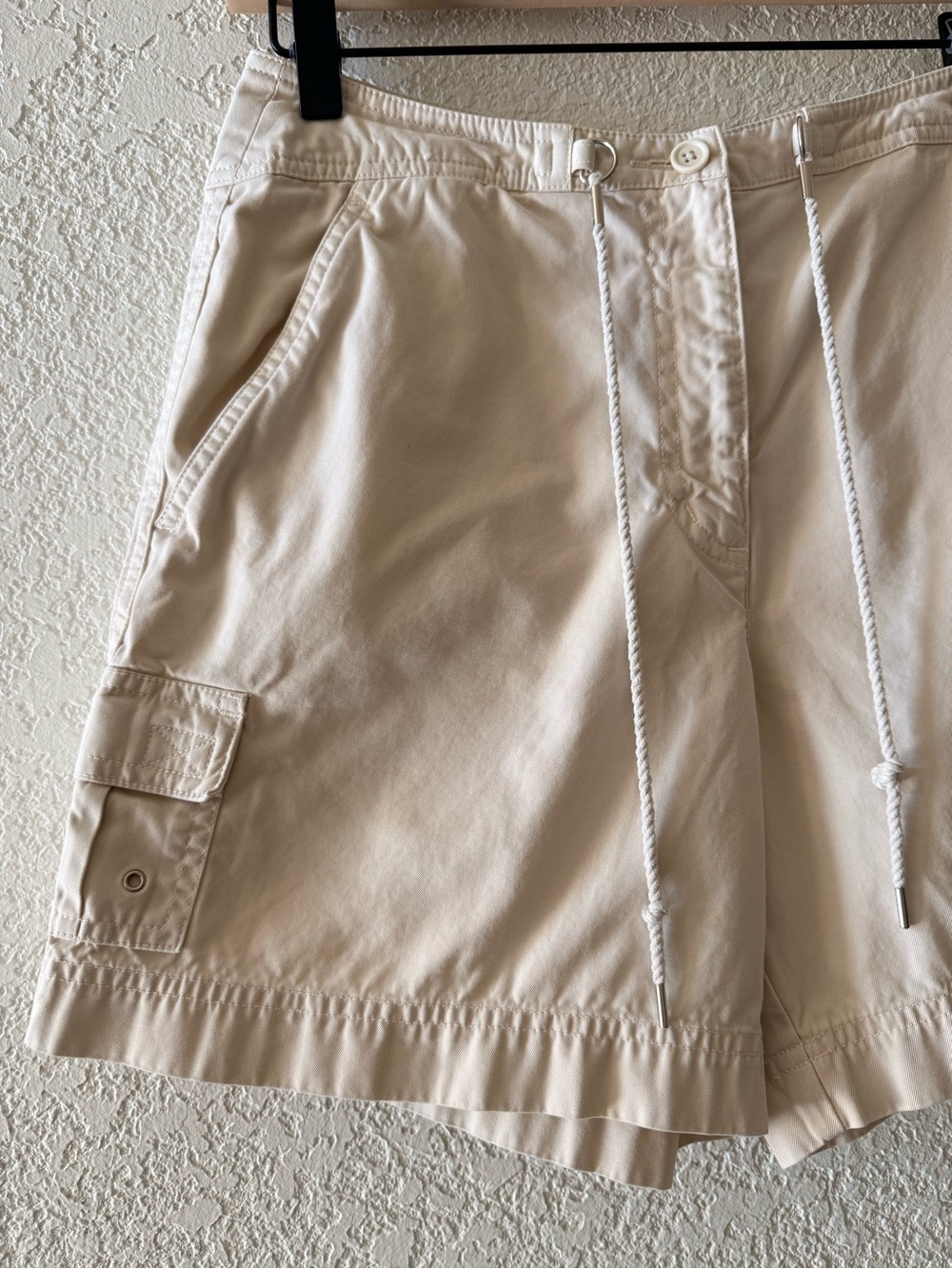 TALBOTS High Rise 100% Cotton Coastal Cargo Cream Beige Women’s Shorts Size 6 - Picture 2 of 15